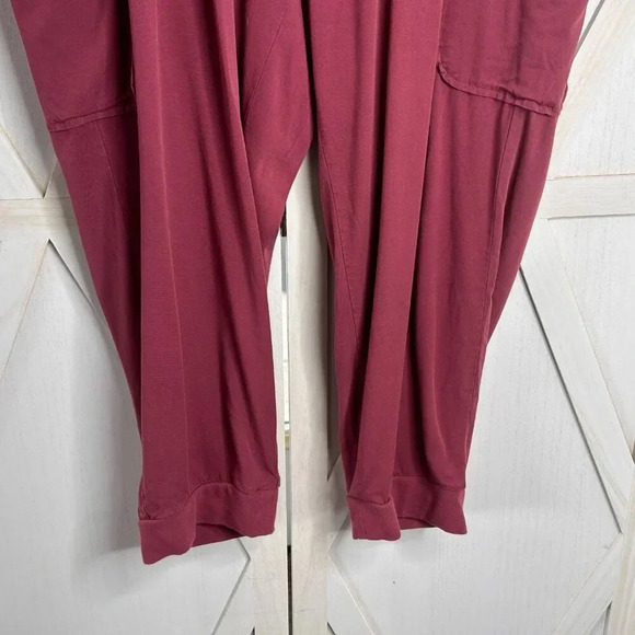 Torrid Relaxed Fit Jogger Stretch Challis Mid-Rise Cargo Pocket Pant - Picture 9 of 10